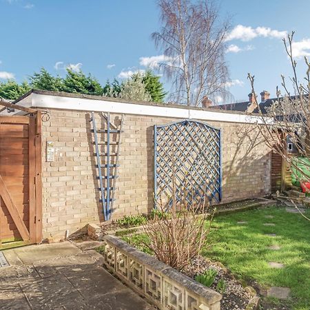 Comfy And Freshly Redecorated Home By Our Home Short Stays Close To Town Centre With Free Parking Bedford Exterior photo